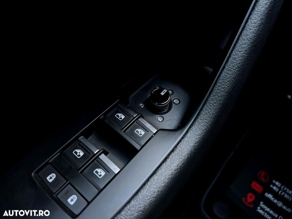 Audi A6 Limuzina 55 TFSI e quattro S tronic PHEV S Line - 38