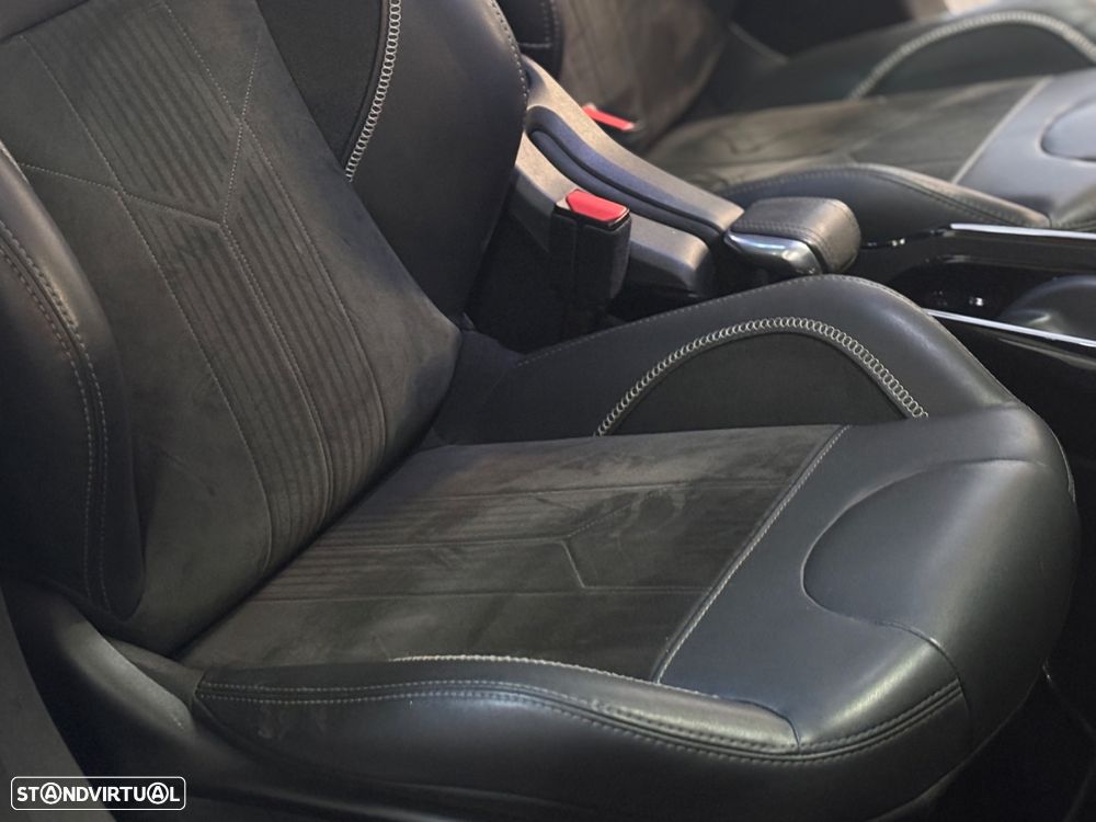 Peugeot 2008 PureTech 110 Stop&Start EAT6 Crossway - 25