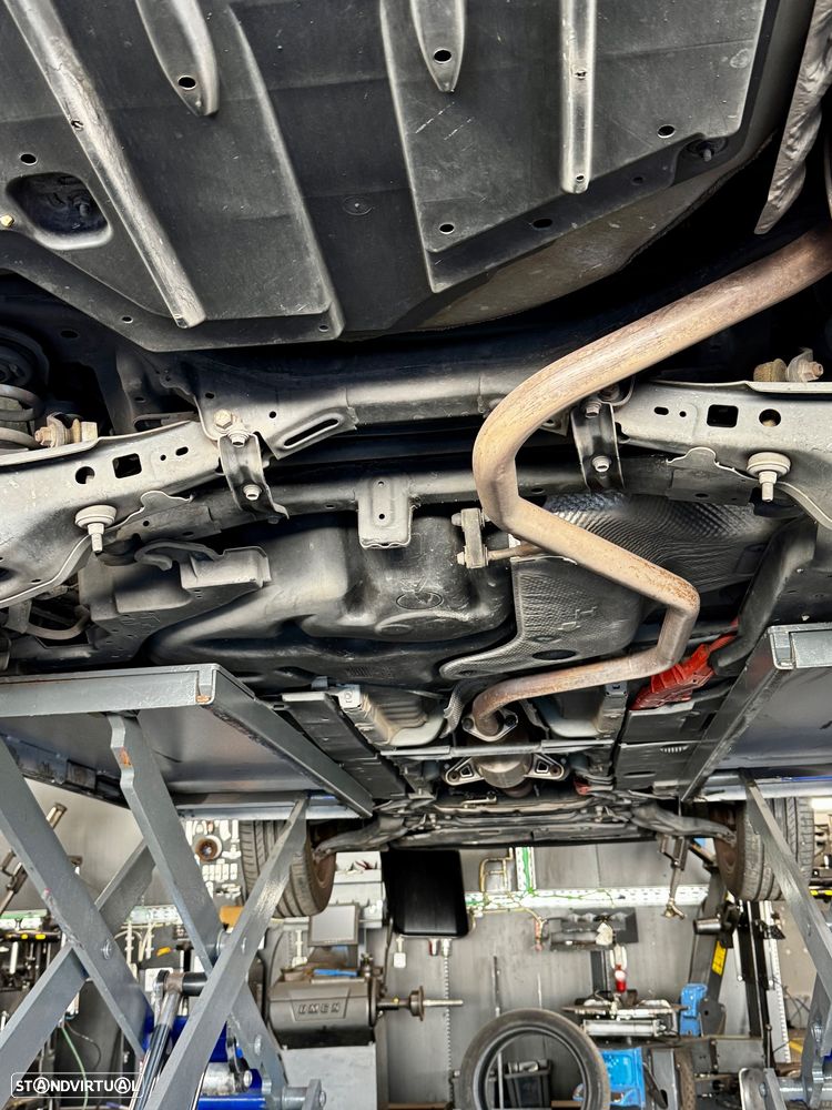 Toyota Auris Touring Sports 1.8 HSD Comfort+J17 - 35