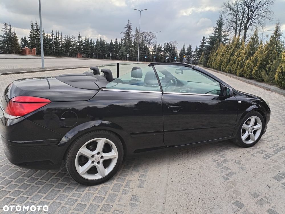 Opel Astra 1.8 Sport - 4