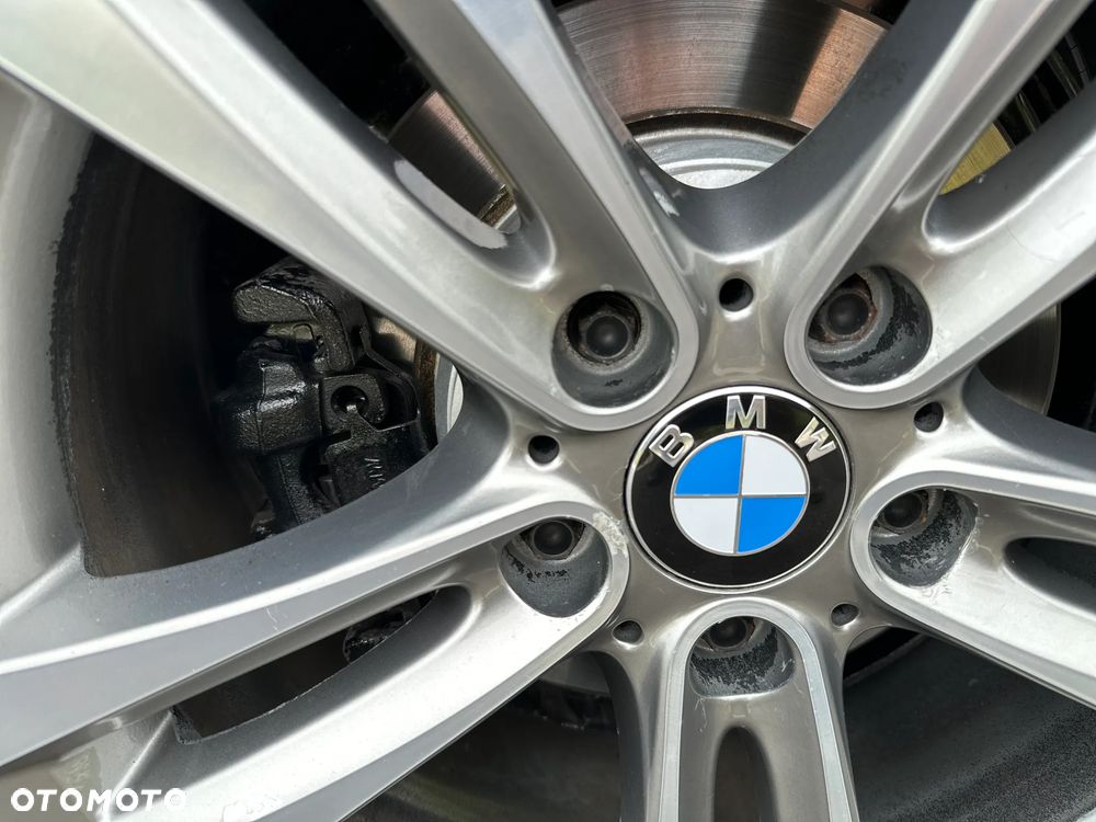 BMW Seria 3 - 24