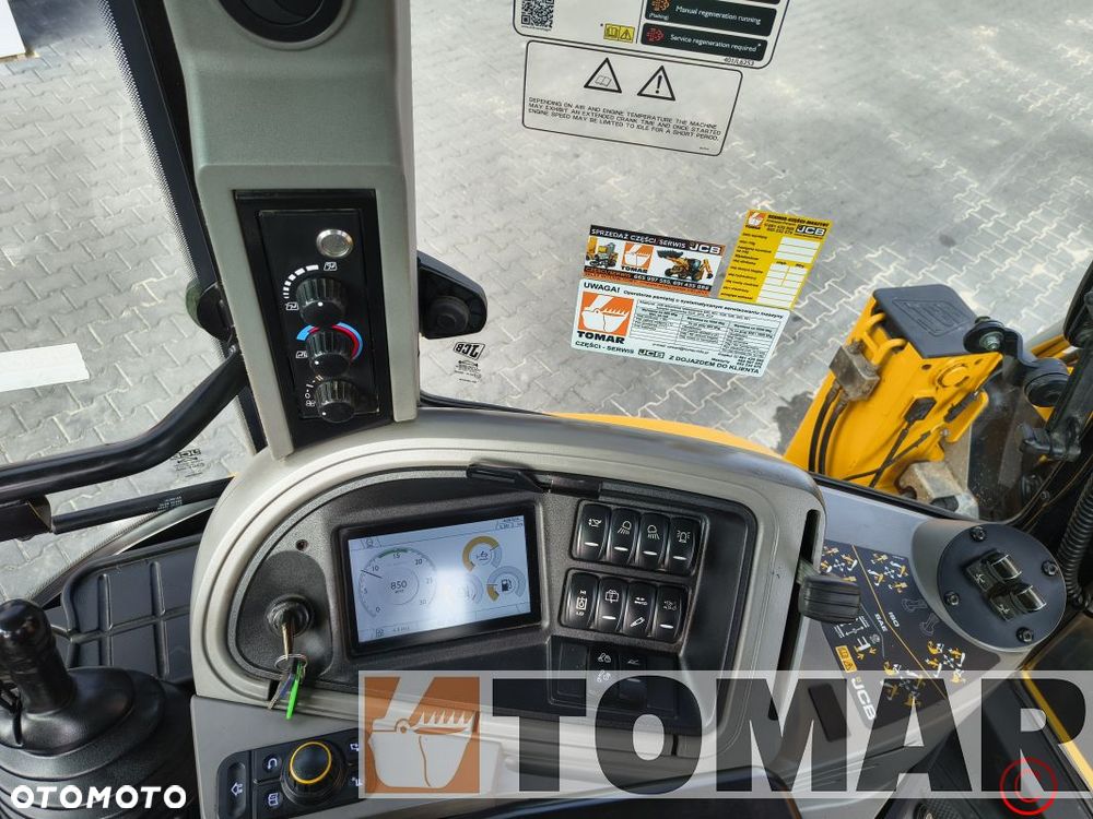JCB 3CX 2023R JOYSTICK KLIMATYZACJA - 30