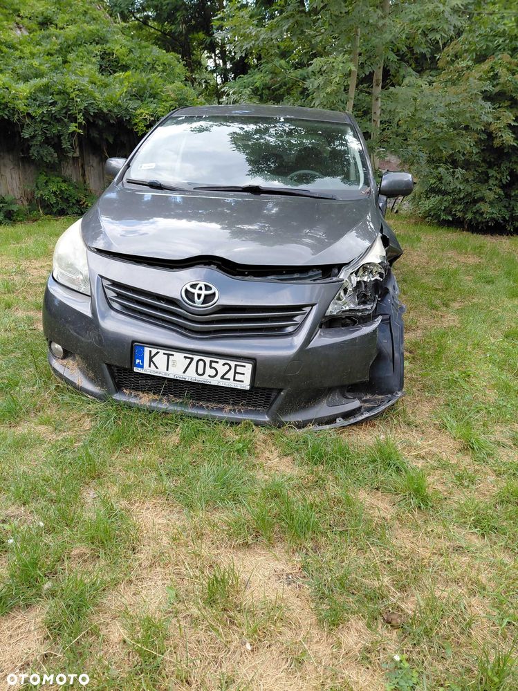 Toyota Verso - 1