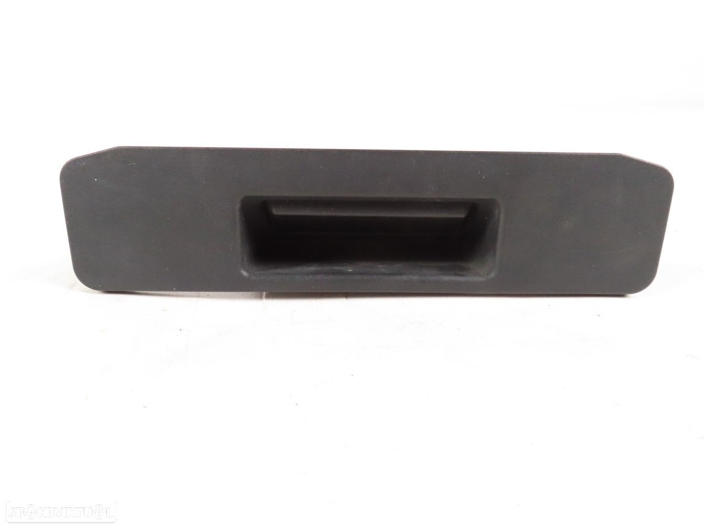 Botão da mala Seminovo/ Original MERCEDES-BENZ A-CLASS (W176)/MERCEDES-BENZ GLA-... - 1