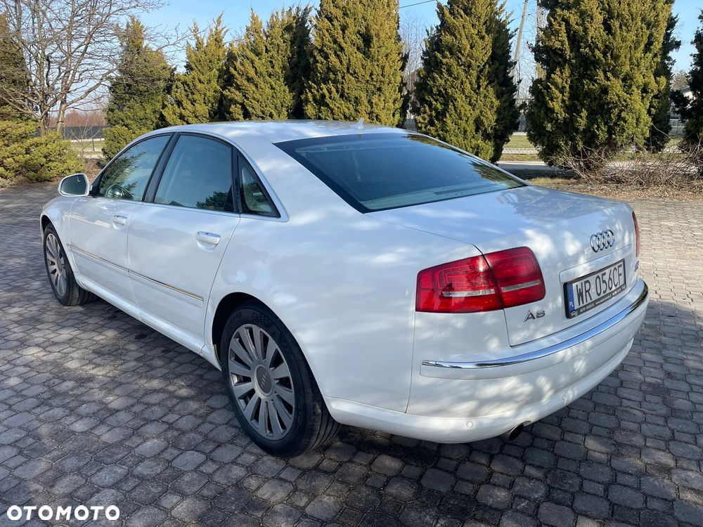 Audi A8 4.2 FSI Quattro - 4