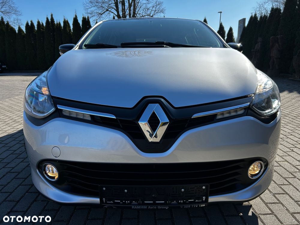Renault Clio 1.2 16V 75 Limited - 12