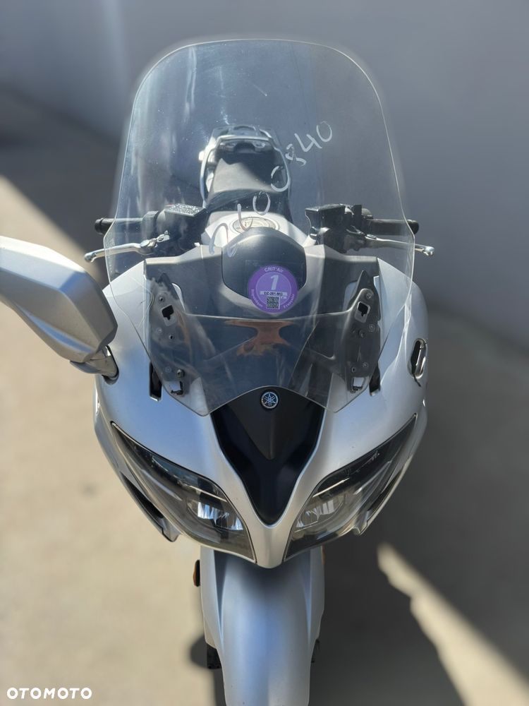 Yamaha FJR - 11