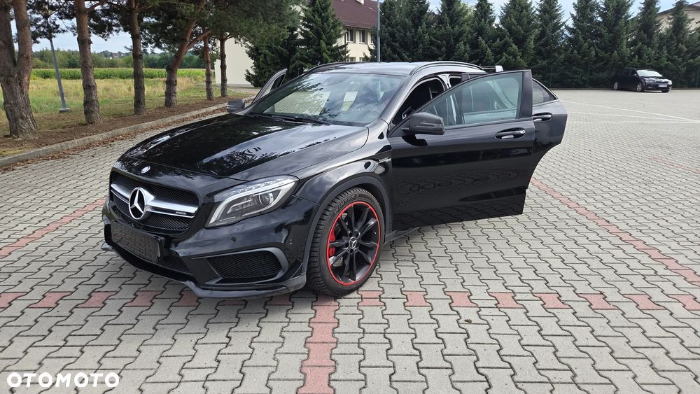 Mercedes-Benz GLA 45 AMG 4-Matic - 4