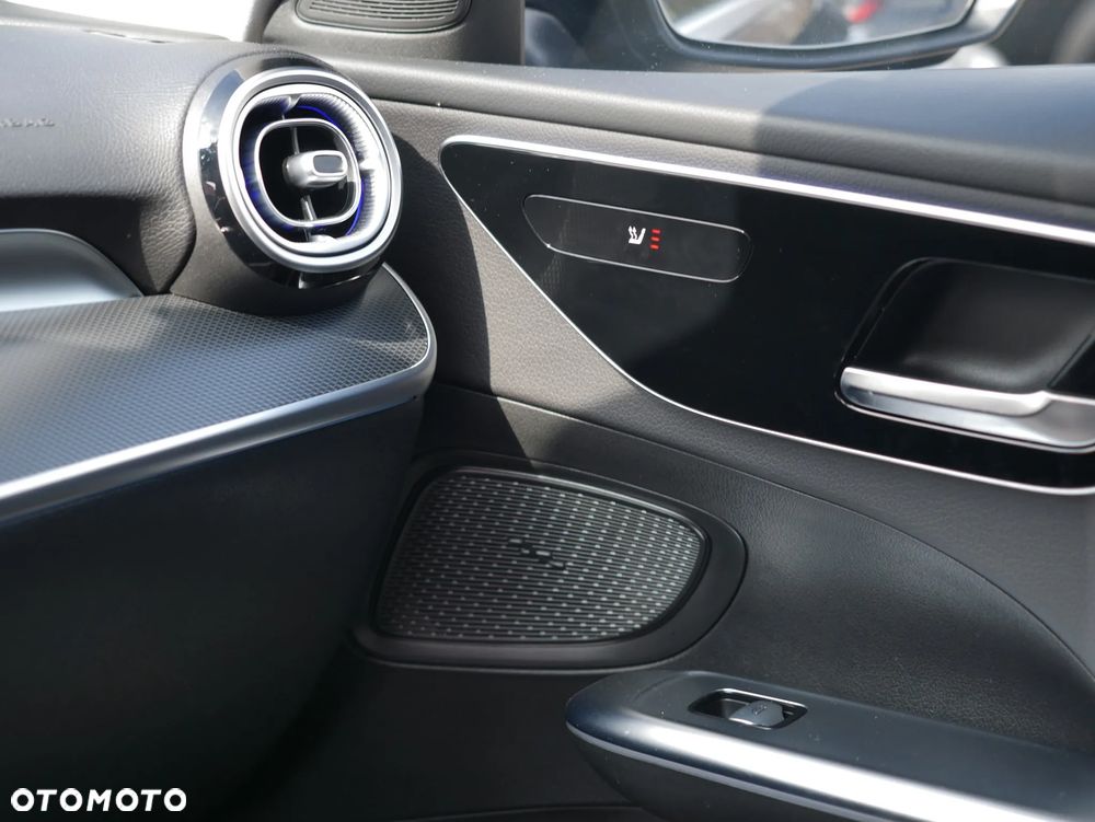 Mercedes-Benz Klasa C 220 d 9G-TRONIC - 25