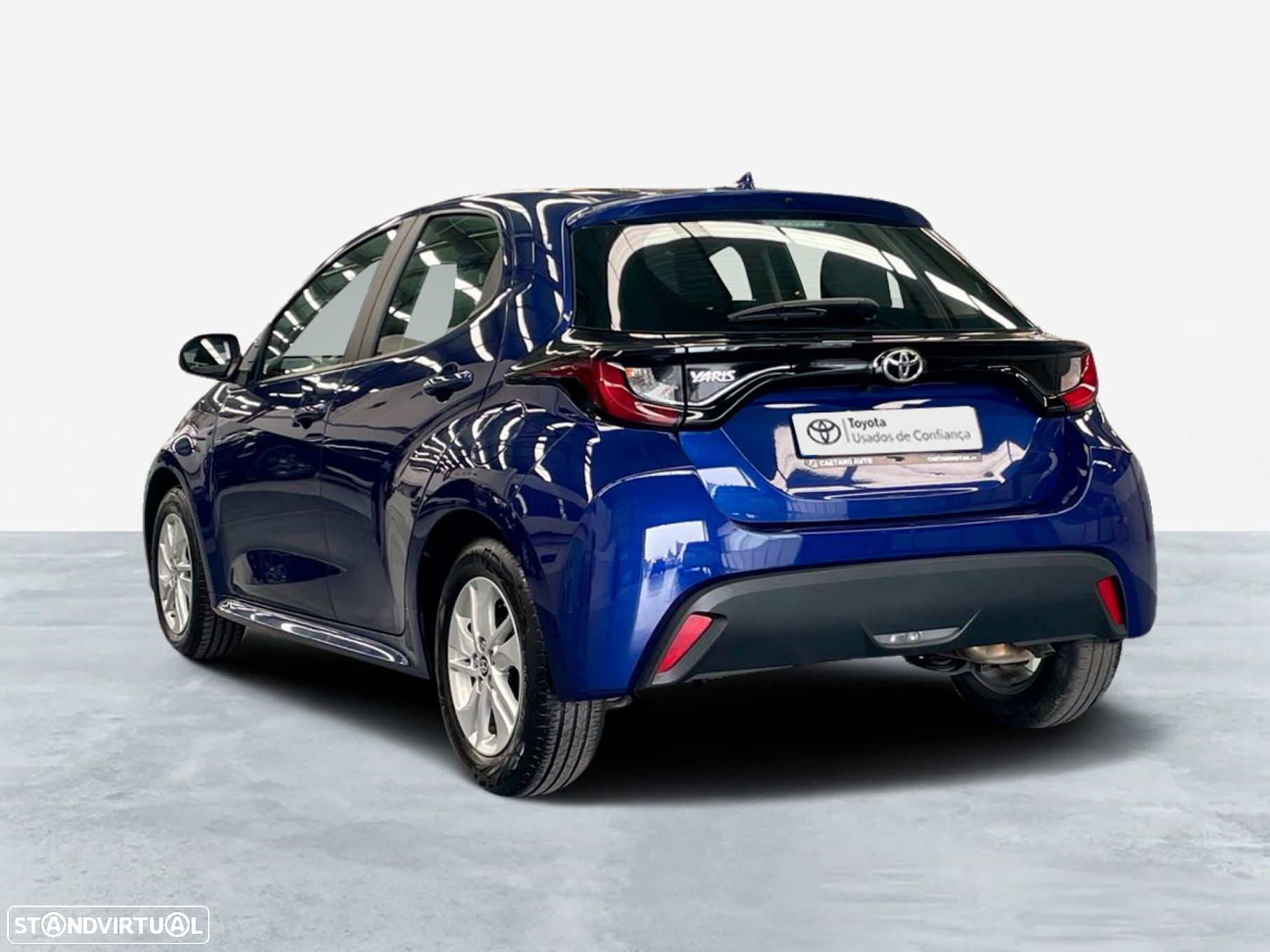 Toyota Yaris 1.0 VVT-i Comfort Plus - 2