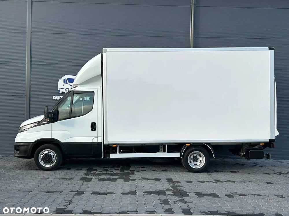Iveco Daily 35C18 3.0 HPI Hi-Matic Kontener 8 palet + winda 1000kg + drzwi boczne **LED**Niski przebieg**Climatronic**Sprowadzony**2021R** - 5