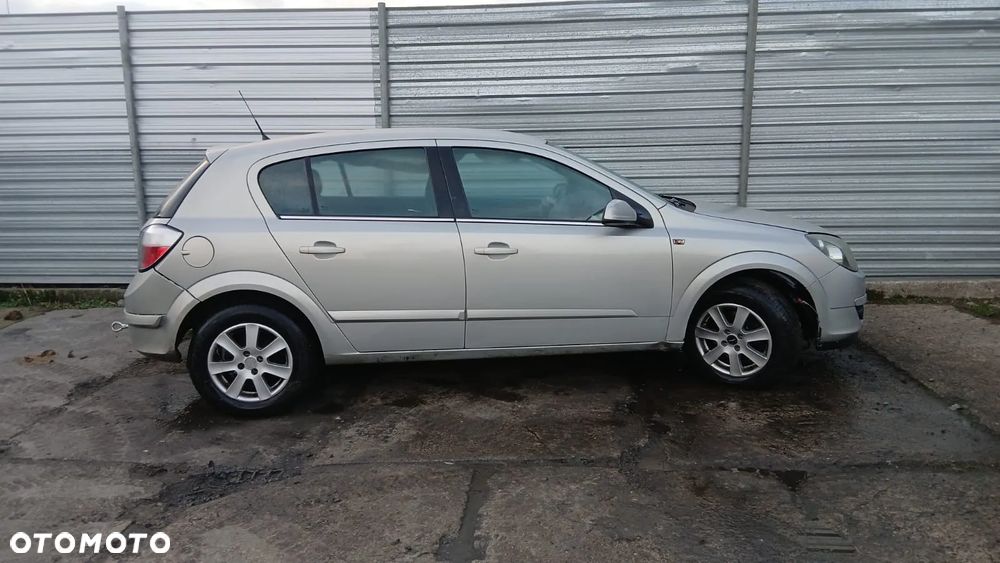 Tylko części Opel Astra H III 1.6 16V Z16XEP 105km 77kw HB 5d 04r–06r lakier z167 1RU - 5