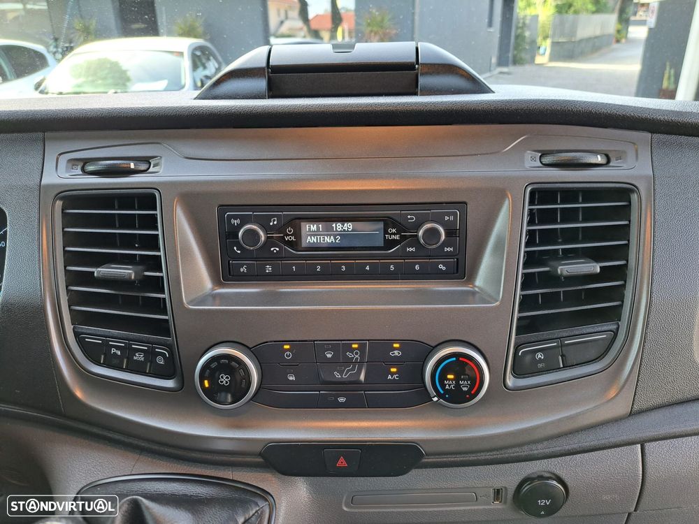Ford Transit - 15