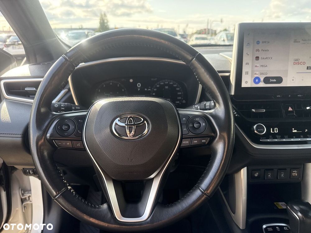 Toyota Corolla Cross 2.0 Hybrid Style AWD - 17