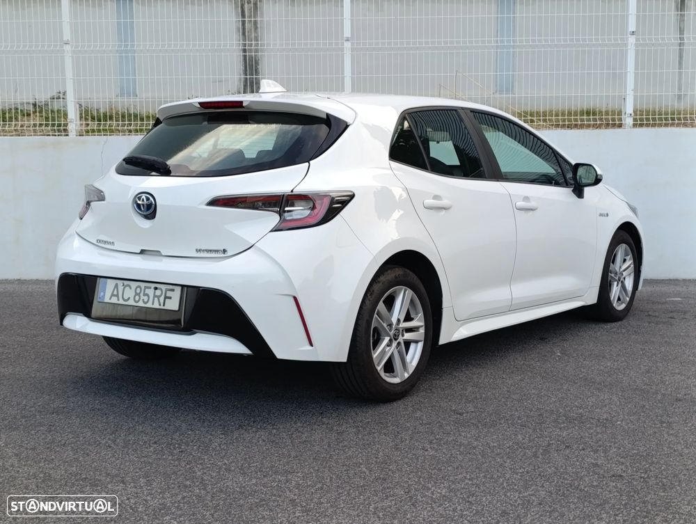Toyota Corolla 1.8 Hybrid Comfort - 4