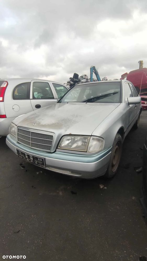 MERCEDES-BENZ KLASA C (W202) C 180 1995 1.8 122KM M 111.920, M 111.921 - 1
