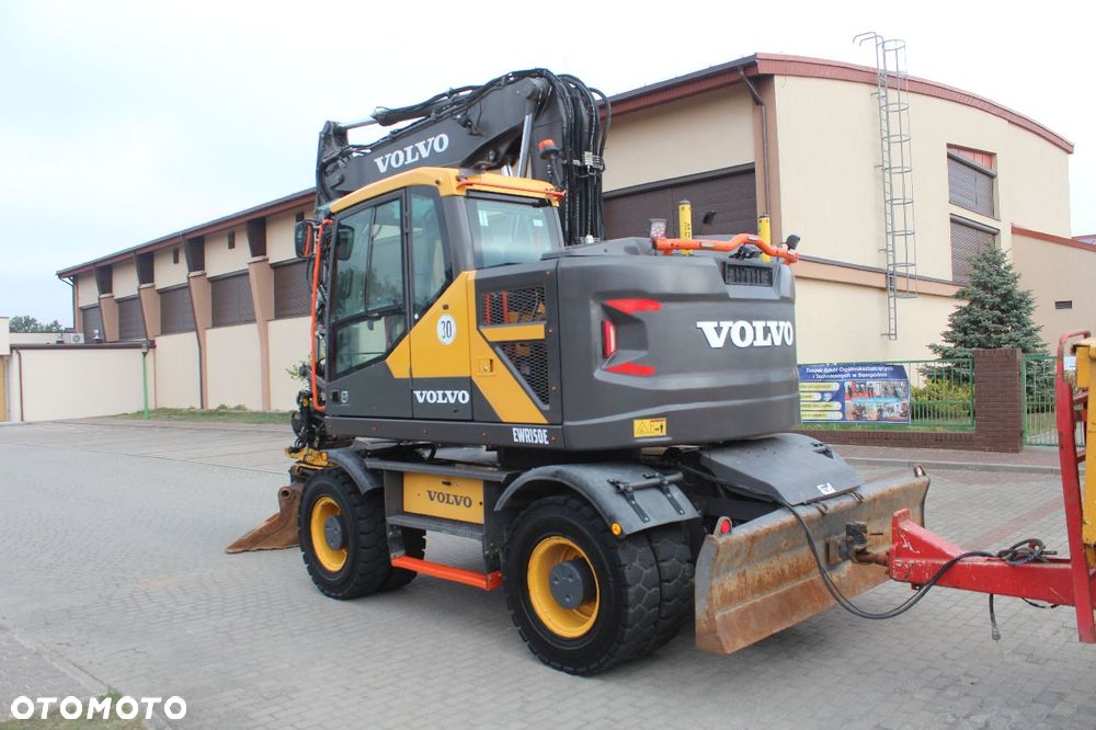 Volvo EWR 150E ROTOTILT ENGCON SYSTEM 3D ZESTAW 4 ŁYŻKI, NÓŻ, SZCZOTKA - 2