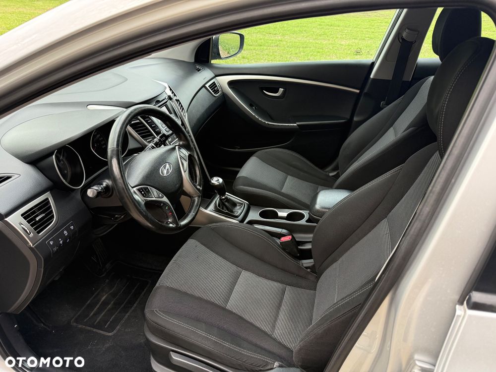 Hyundai i30 i30cw 1.6 CRDi Trend - 5