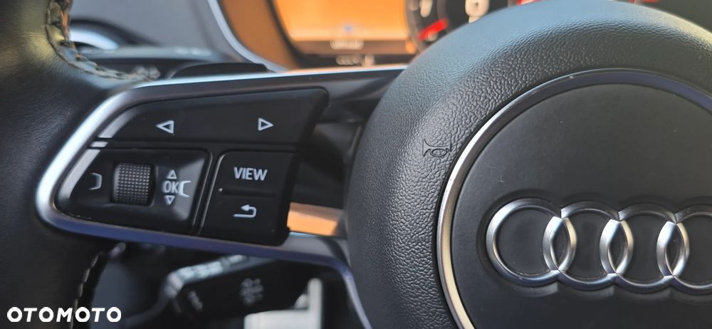 Audi TT S Coupé - 20