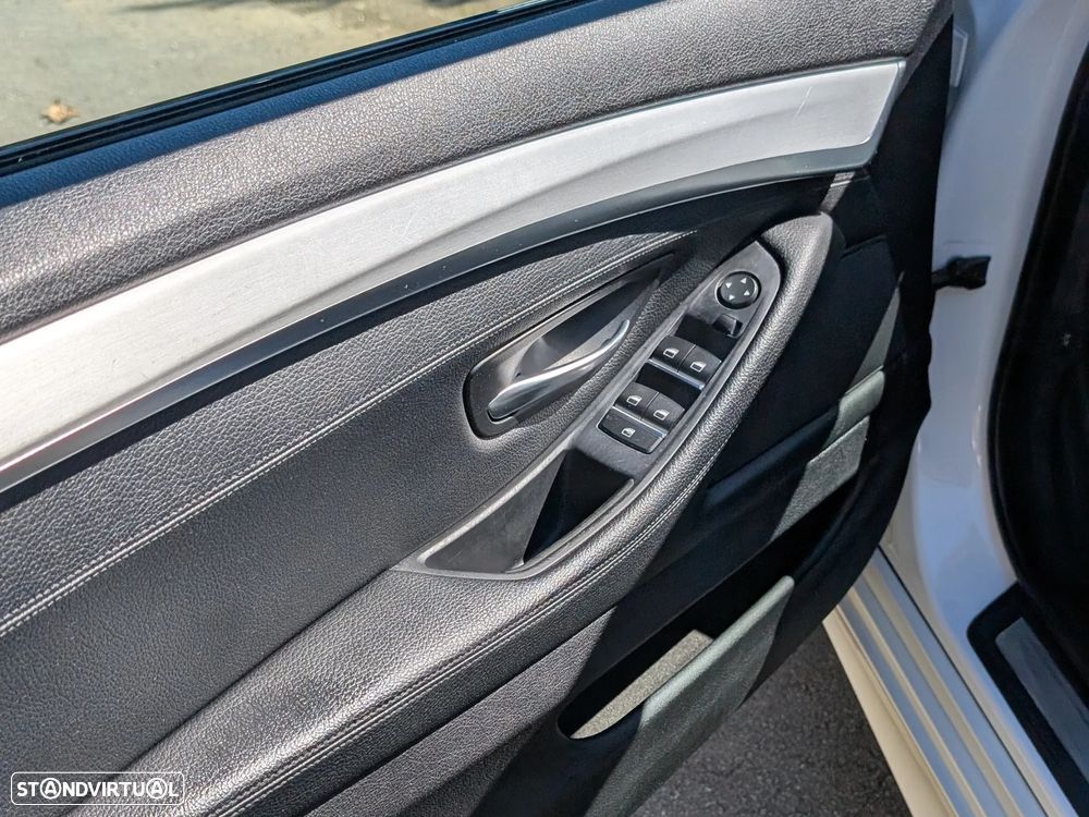 BMW 520 d Line Luxury Auto - 20