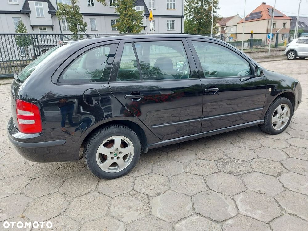 Skoda Fabia - 8