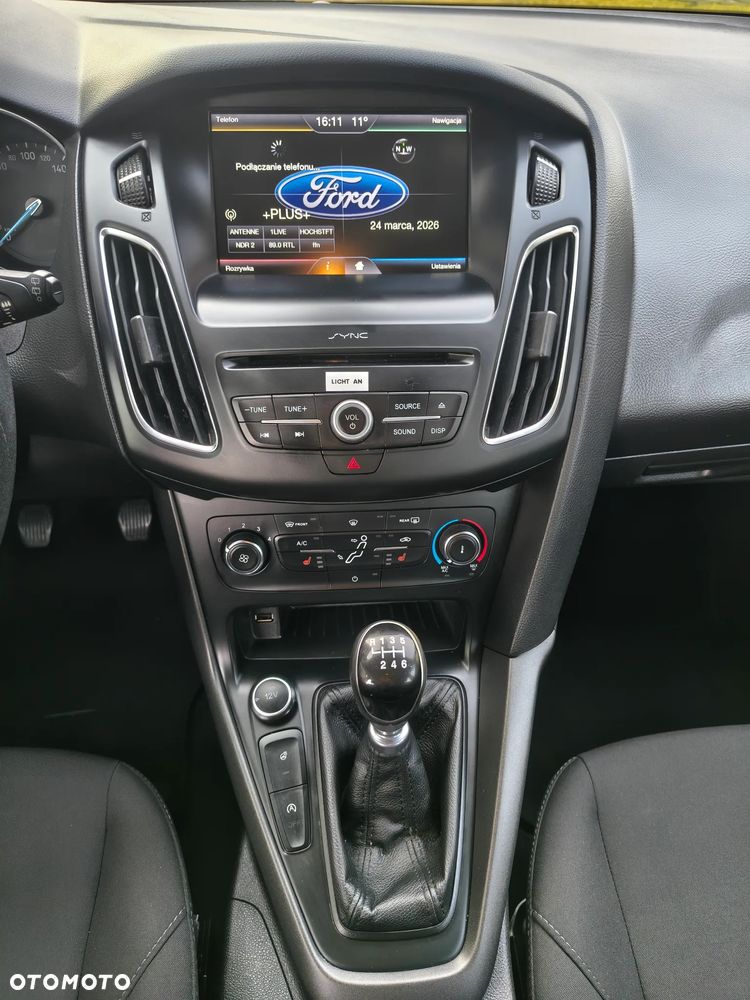 Ford Focus - 12