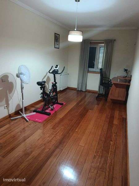 Moradia T3 com Jardim, Garagem e Excelentes Áreas | Gemunde, Maia - Grande imagem: 4/12