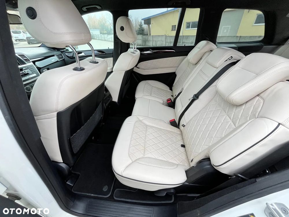 Mercedes-Benz GL 400 4Matic 7G-TRONIC - 10