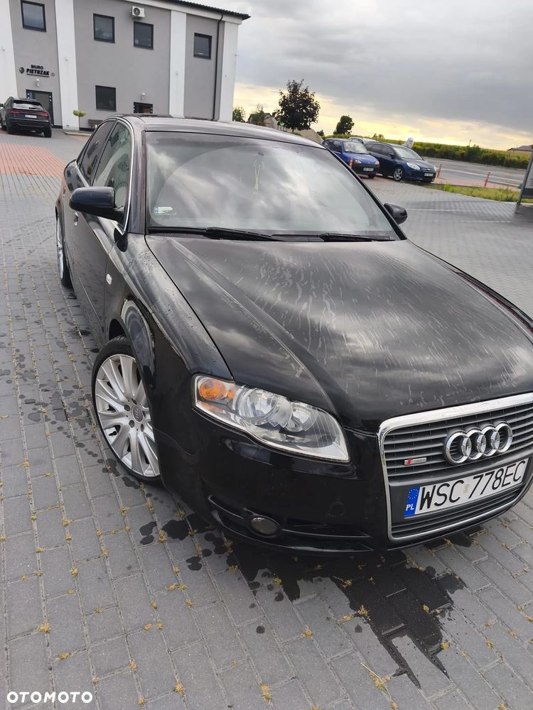 Audi A4 - 1