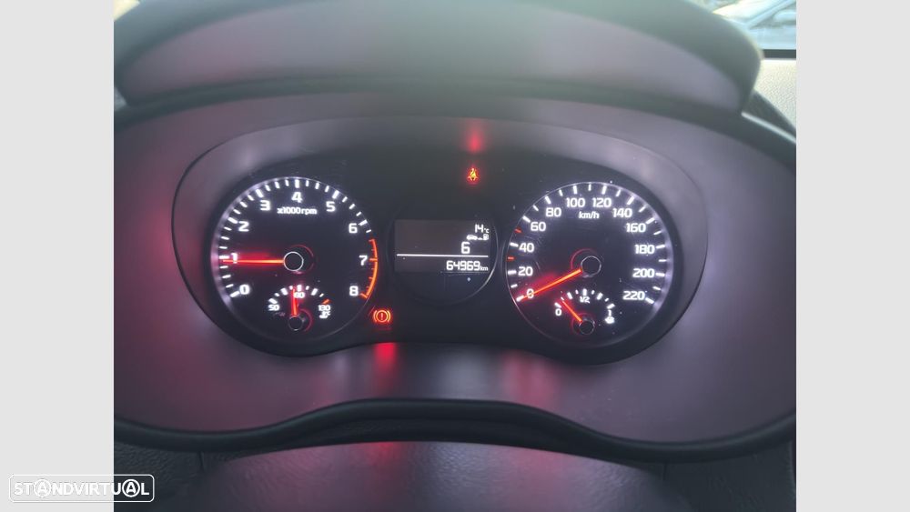 VW Polo 1.0 TSI Urban - 15