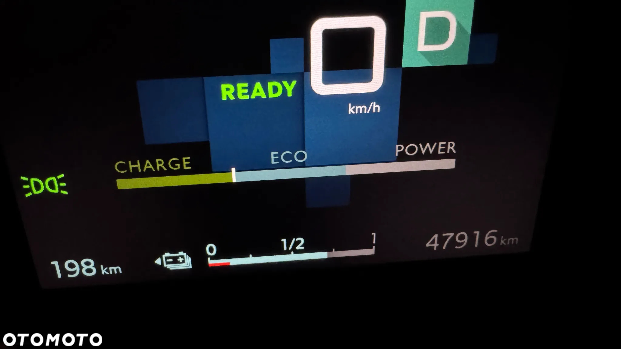 Citroën C4 e-C4 EV136 50kWh Shine - 2
