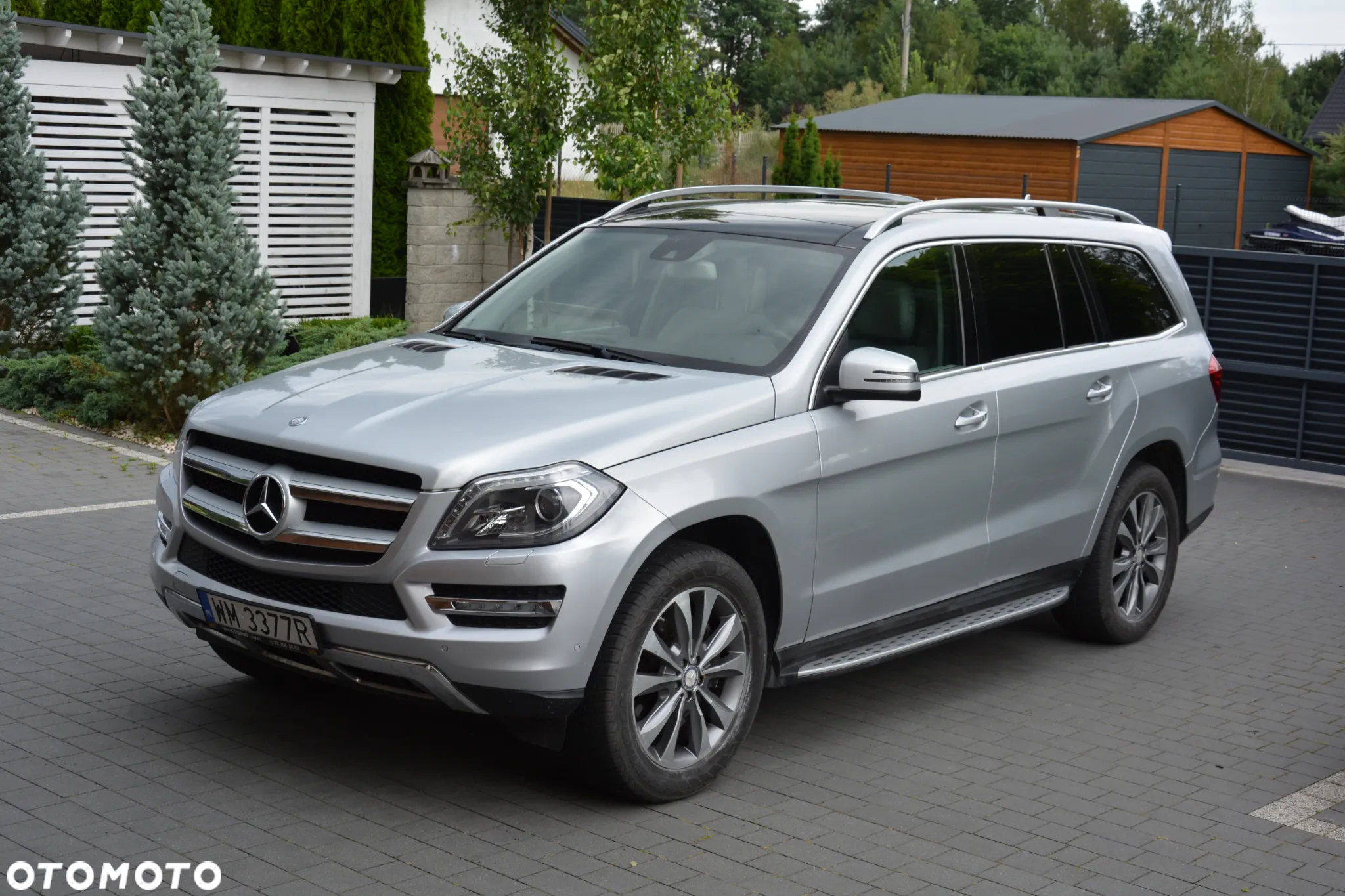 Mercedes-Benz GL - 25