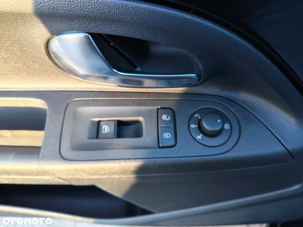 Volkswagen up! - 13