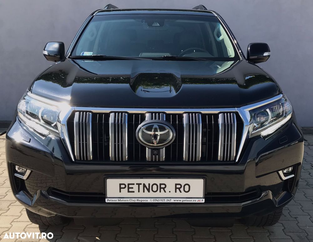 Toyota Land Cruiser - 10