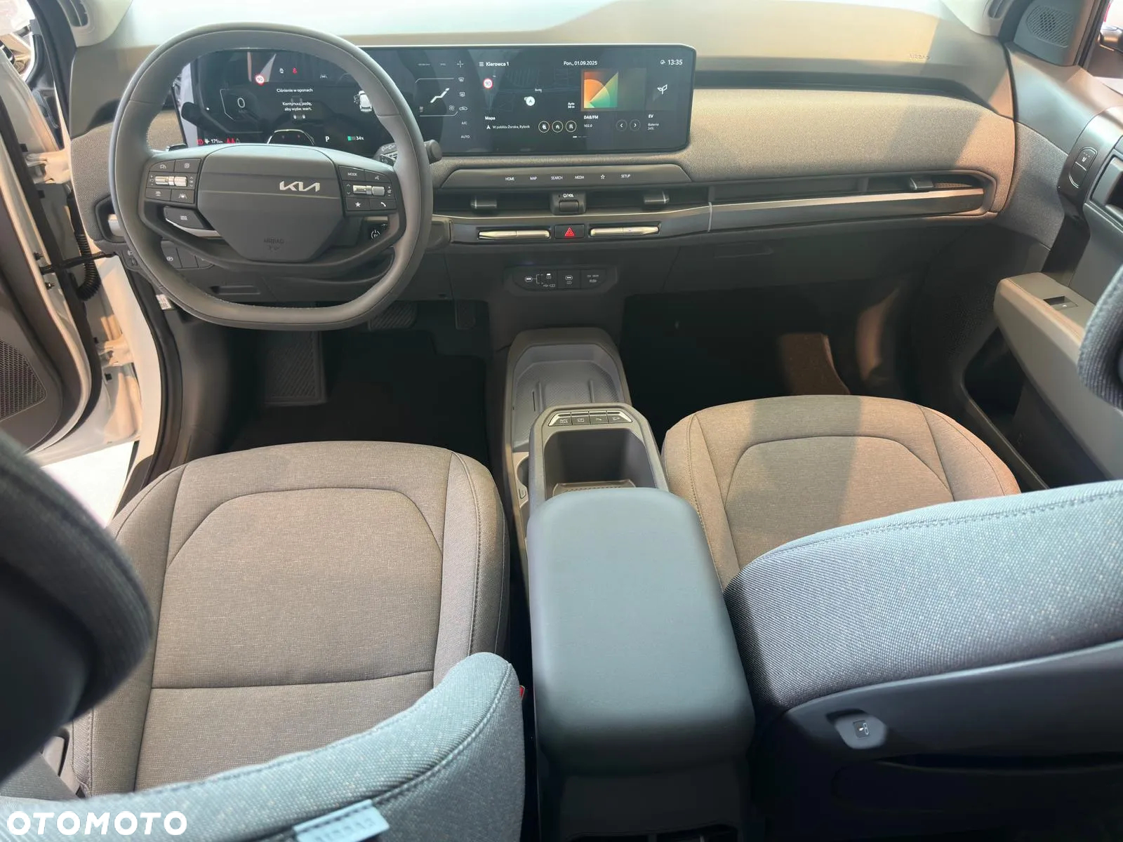 Kia EV3 81.4kWh Earth - 12