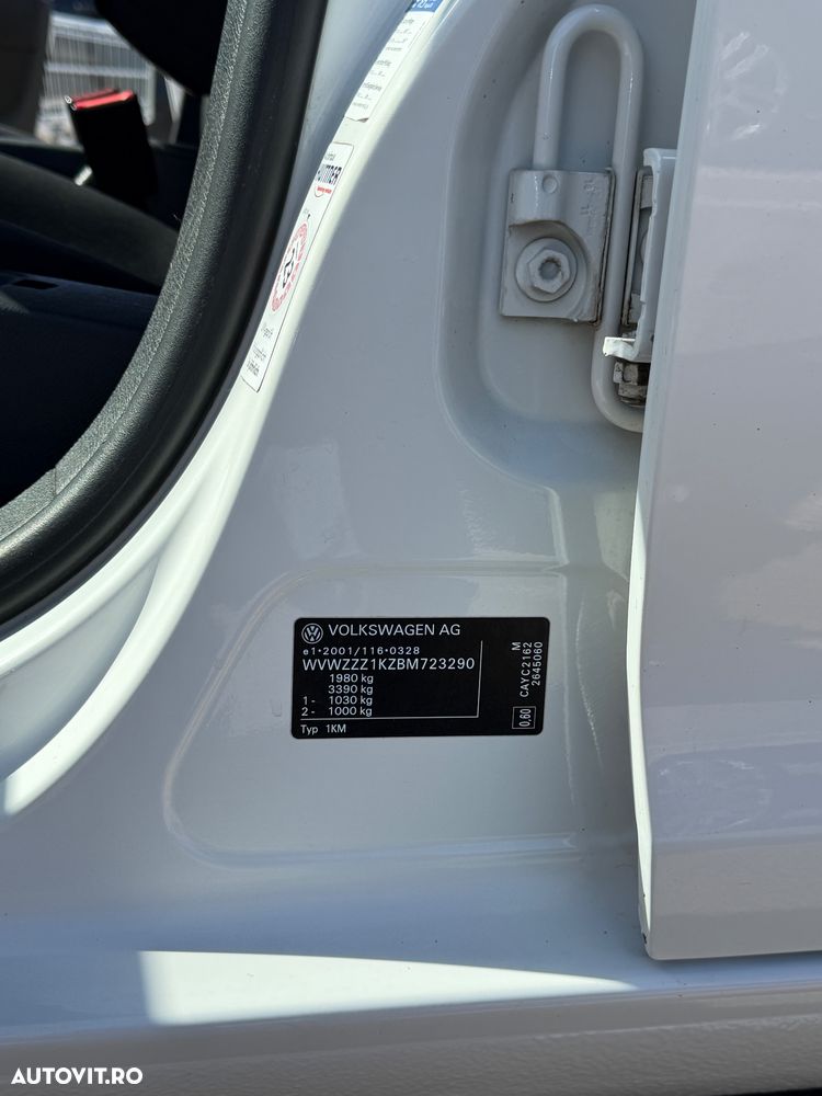 Volkswagen Golf - 10