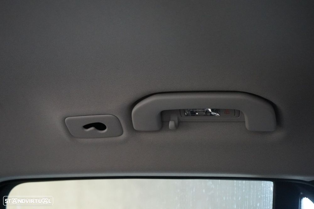 Mercedes-Benz GLC 220 - 49