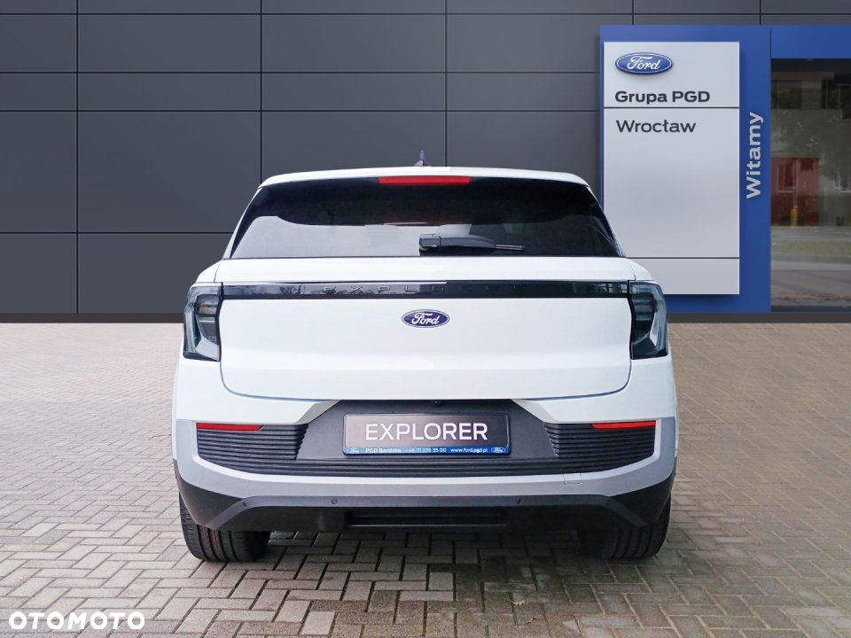 Ford Explorer - 4