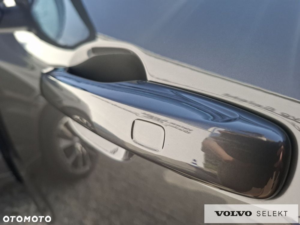 Volvo XC 60 - 32