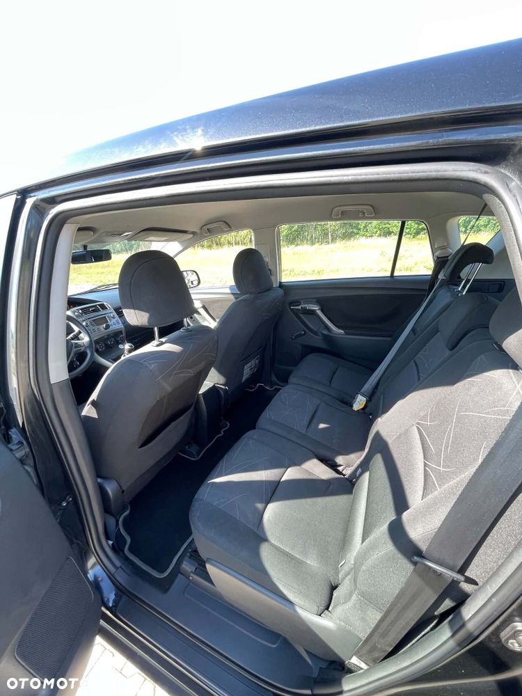 Toyota Verso - 7