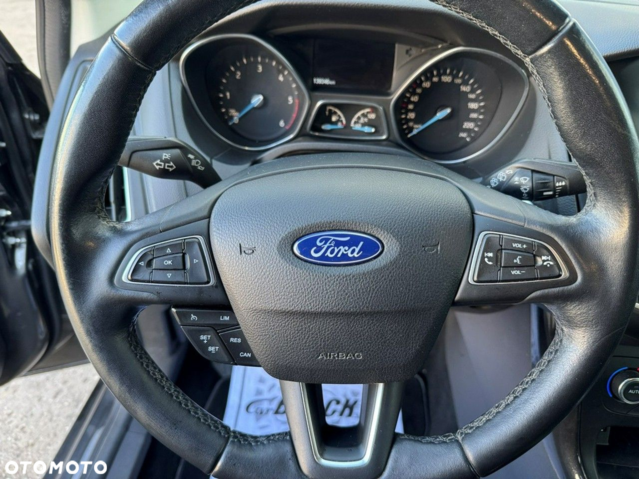 Ford Focus - 12
