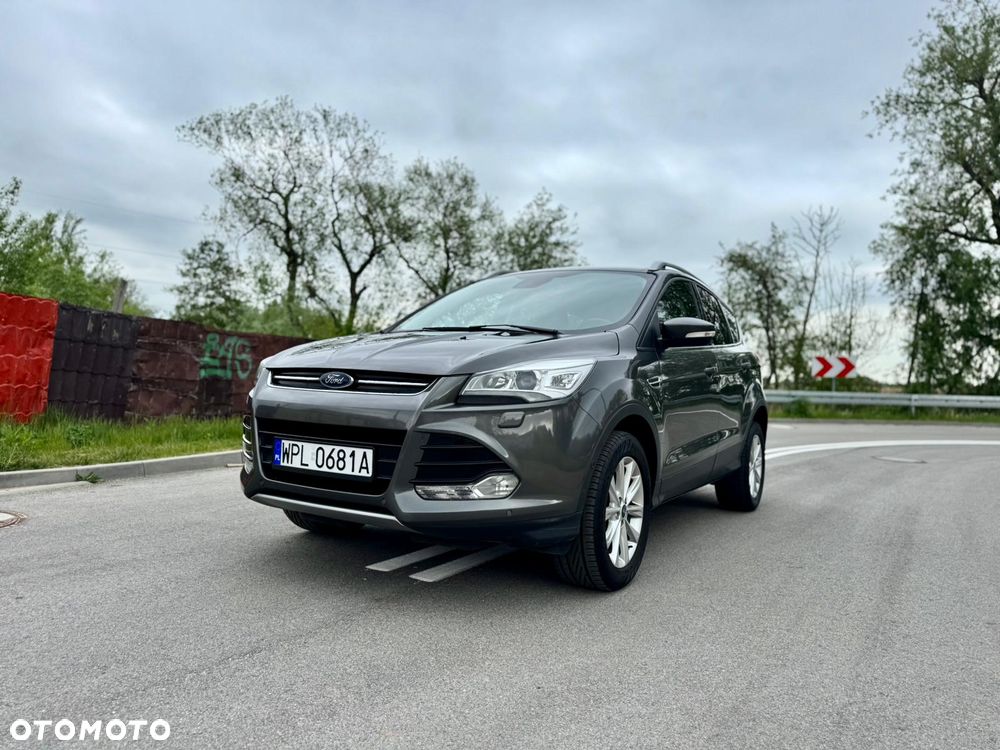 Ford Kuga 2.0 TDCi 2x4 Titanium - 2