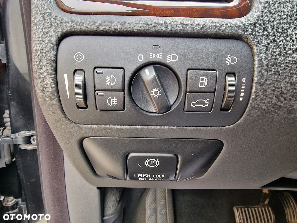 Volvo V70 T5 Powershift Edition - 13