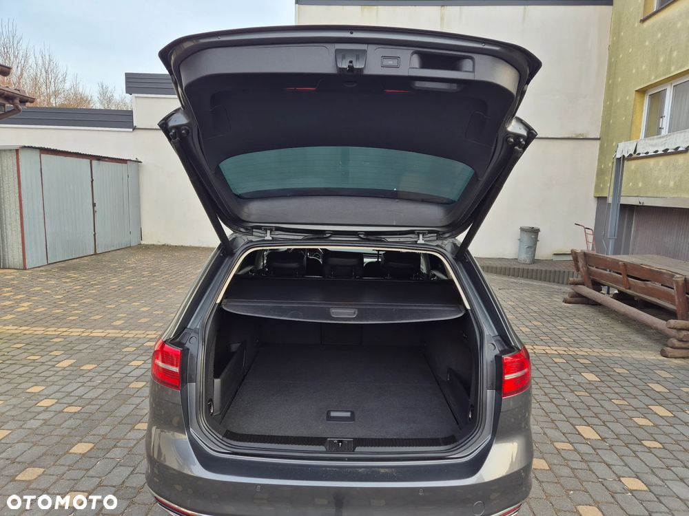 Volkswagen Passat 2.0 TDI SCR (BlueMotion Technology) DSG Highline - 12