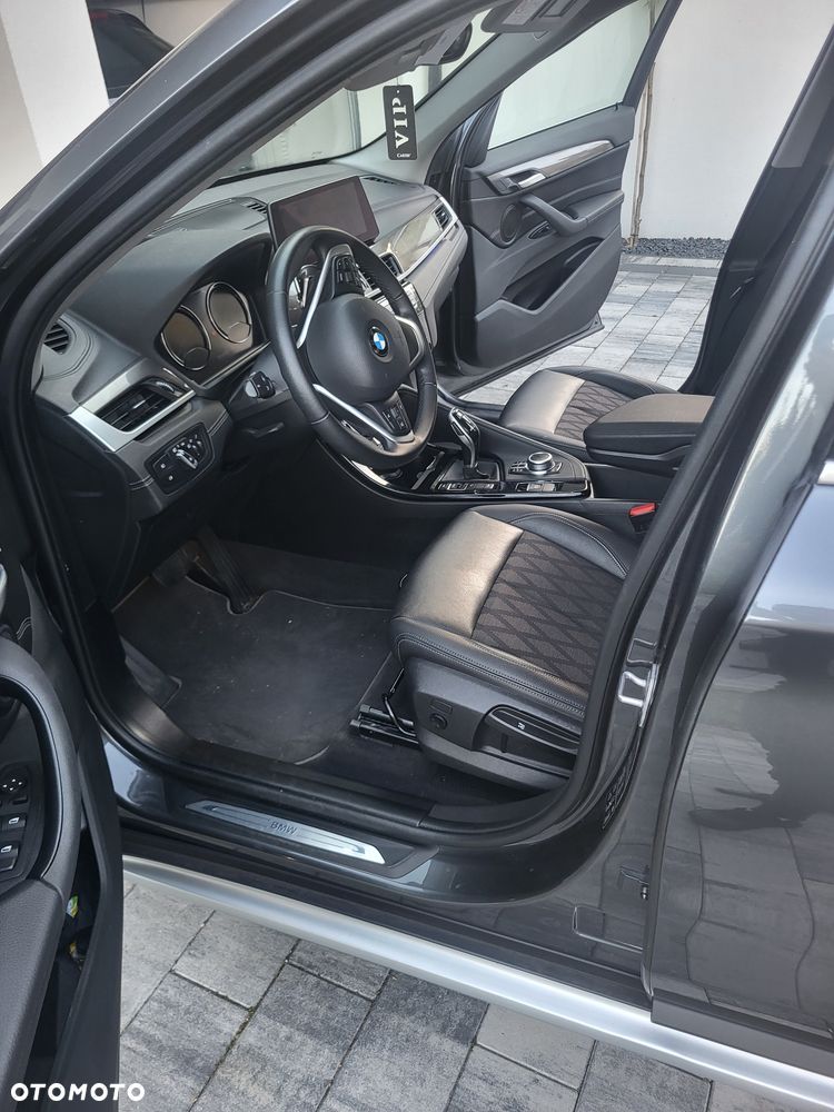 BMW X1 xDrive20i xLine - 16