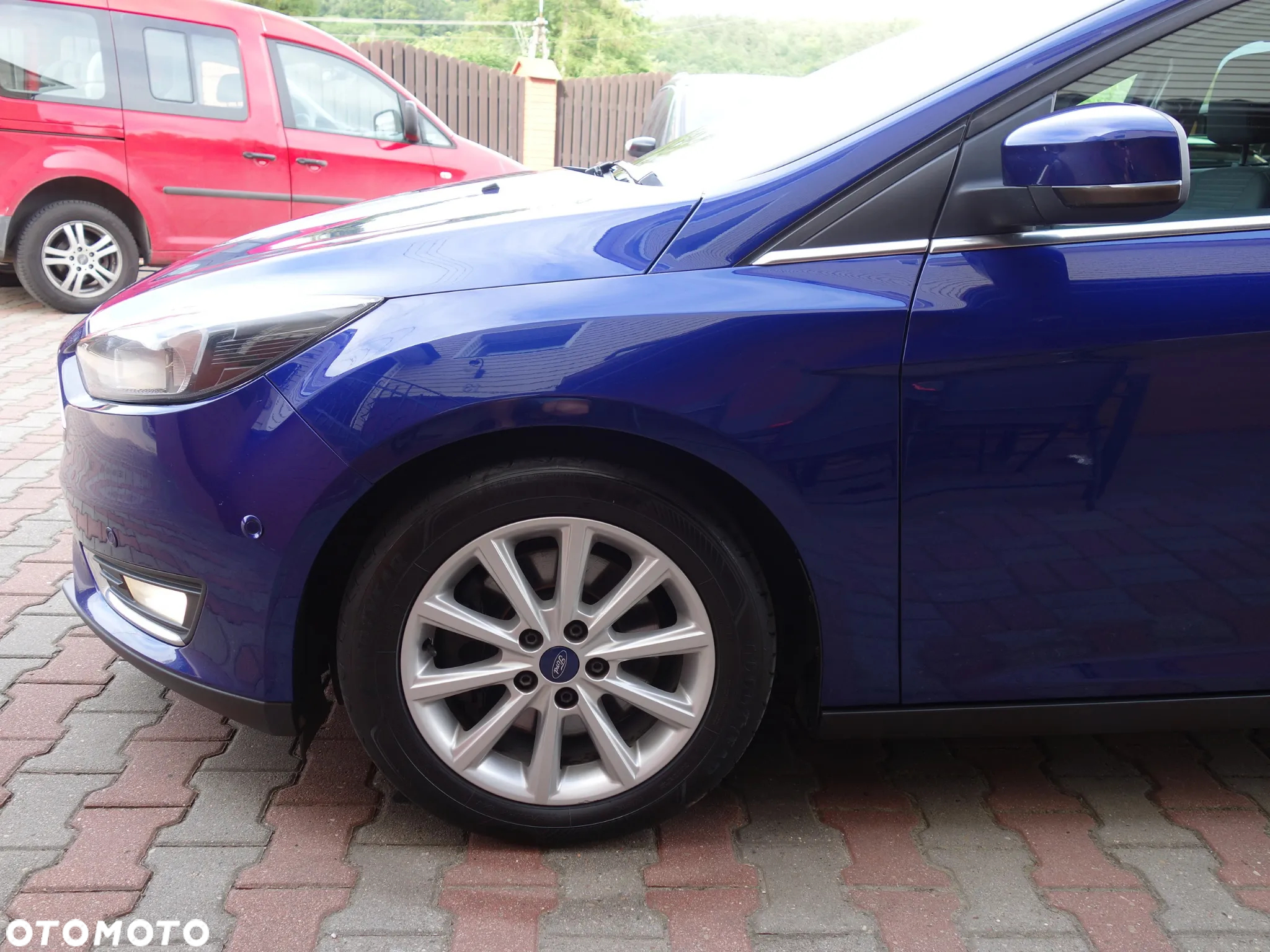 Ford Focus 2.0 TDCi Titanium ASS - 4