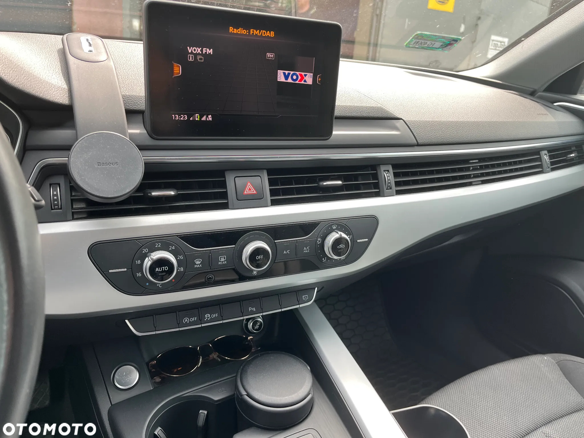 Audi A4 2.0 TDI S tronic - 5