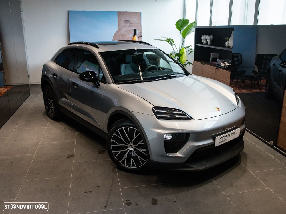 Porsche Macan Electric - 6