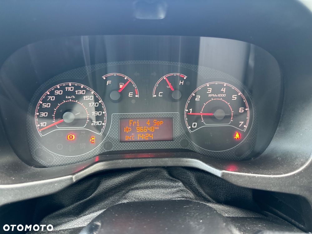 Fiat Qubo - 14