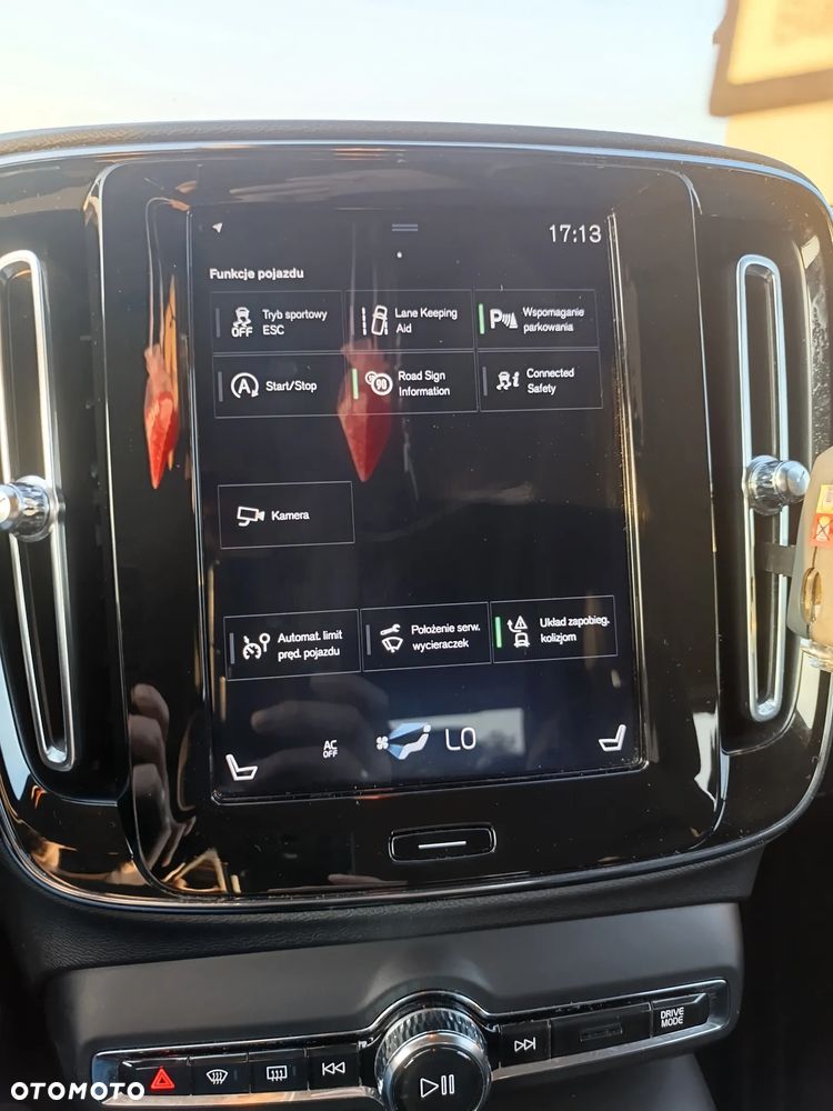 Volvo XC 40 T3 Inscription - 14